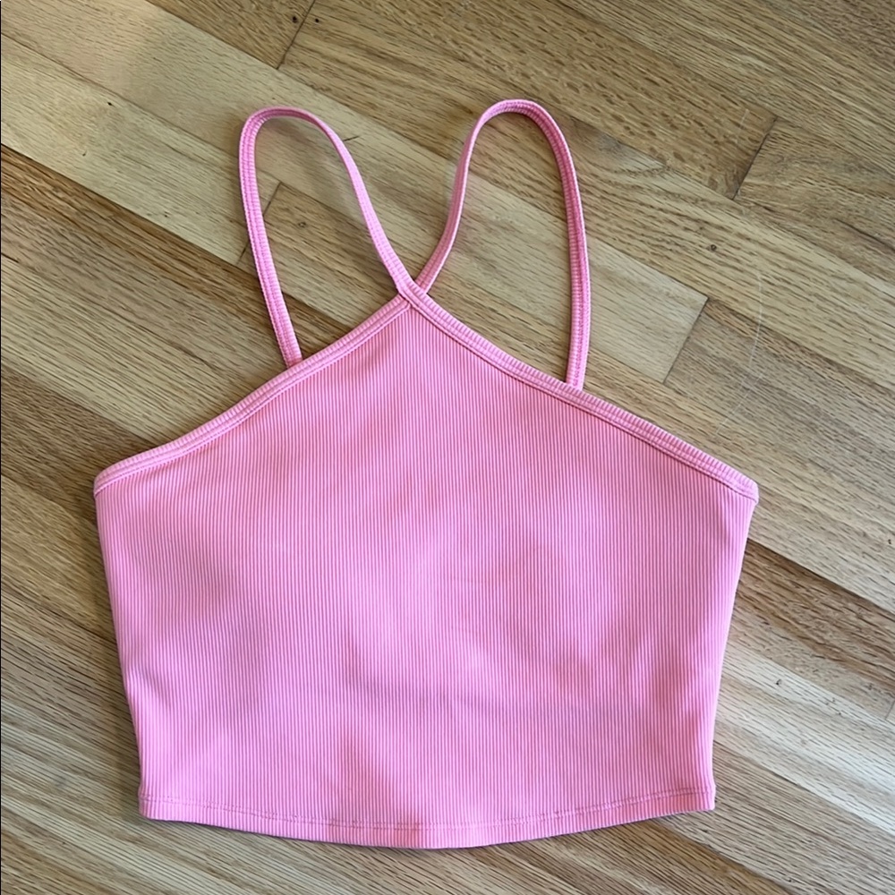 ALO Yoga - Pink Ribbed Crop Top